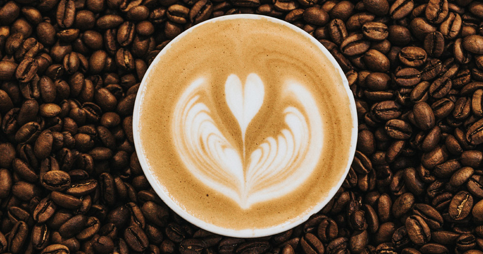 caffeine is a type of phytochemical belonging to the alkaloids group